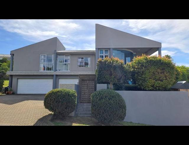 5 BEDROOM HOUSE FOR SALE IN STILBAAI-WES